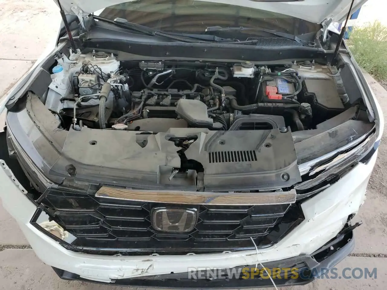 12 Photograph of a damaged car 2HKRS3H70PH304785 HONDA CRV 2023