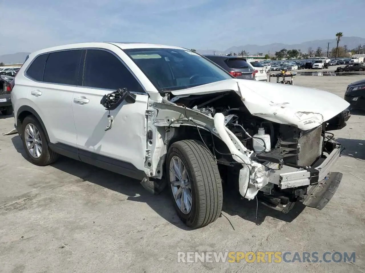 4 Photograph of a damaged car 2HKRS3H76PH304533 HONDA CRV 2023