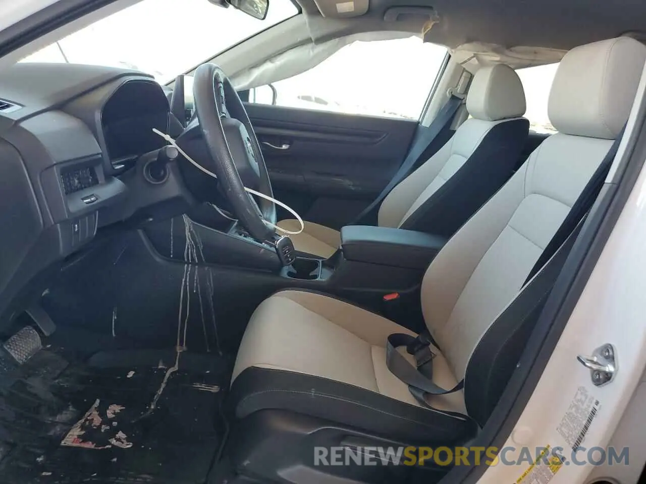 7 Photograph of a damaged car 2HKRS4H24PH425278 HONDA CRV 2023