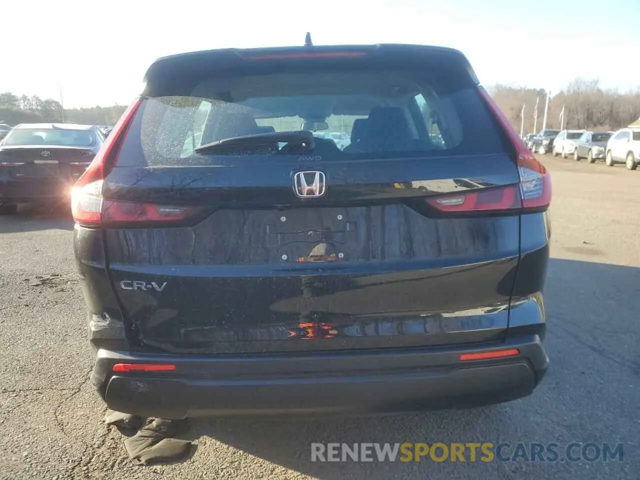 6 Photograph of a damaged car 2HKRS4H27PH425615 HONDA CRV 2023