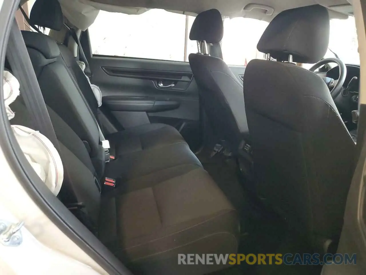 11 Photograph of a damaged car 2HKRS4H29PH104837 HONDA CRV 2023