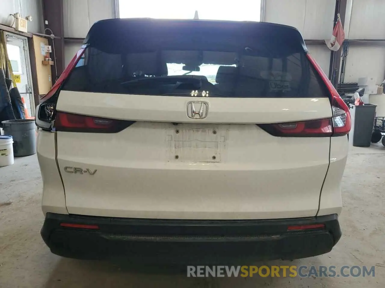 6 Photograph of a damaged car 2HKRS4H29PH104837 HONDA CRV 2023