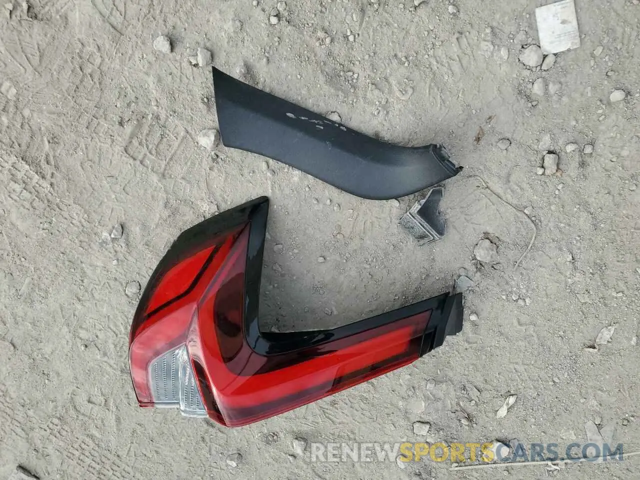 13 Photograph of a damaged car 2HKRS4H41PH424560 HONDA CRV 2023