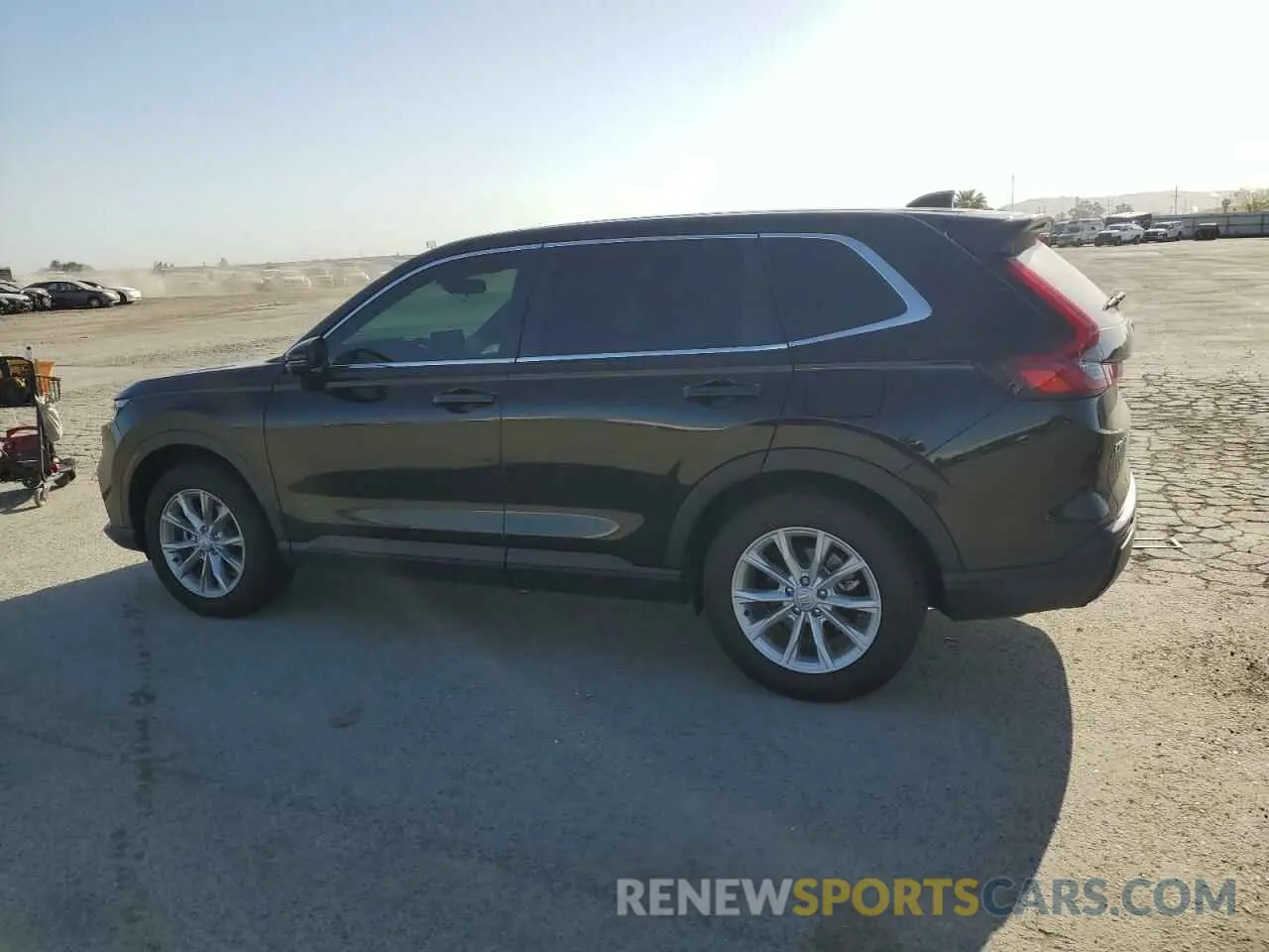 2 Photograph of a damaged car 2HKRS4H44PH401418 HONDA CRV 2023