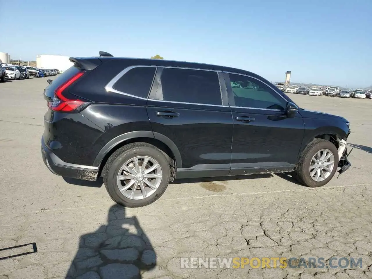 3 Photograph of a damaged car 2HKRS4H44PH401418 HONDA CRV 2023