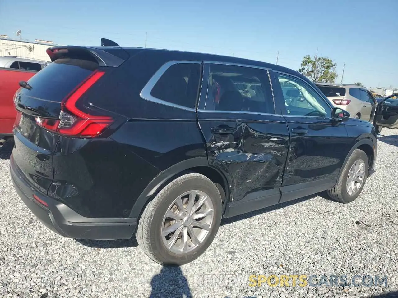 3 Photograph of a damaged car 2HKRS4H44PH407476 HONDA CRV 2023