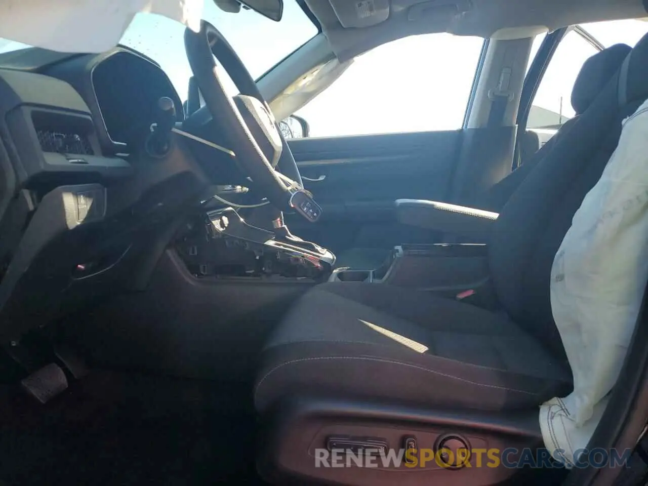 7 Photograph of a damaged car 2HKRS4H44PH407476 HONDA CRV 2023