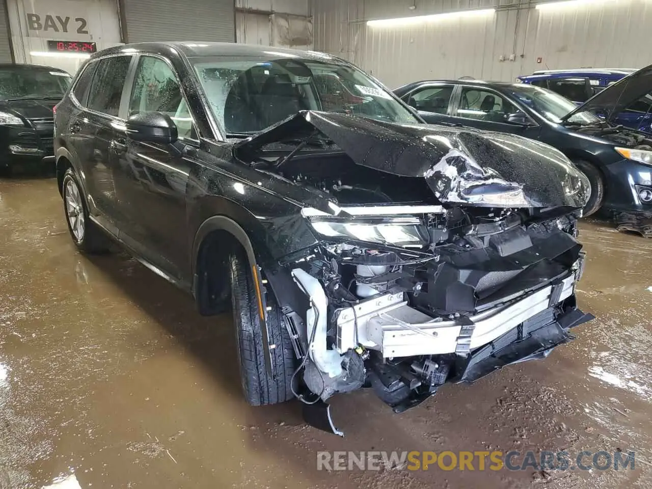 4 Photograph of a damaged car 2HKRS4H47PH415734 HONDA CRV 2023
