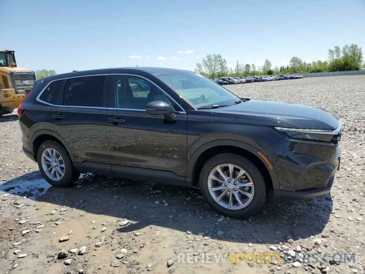4 Photograph of a damaged car 2HKRS4H73PH438096 HONDA CRV 2023