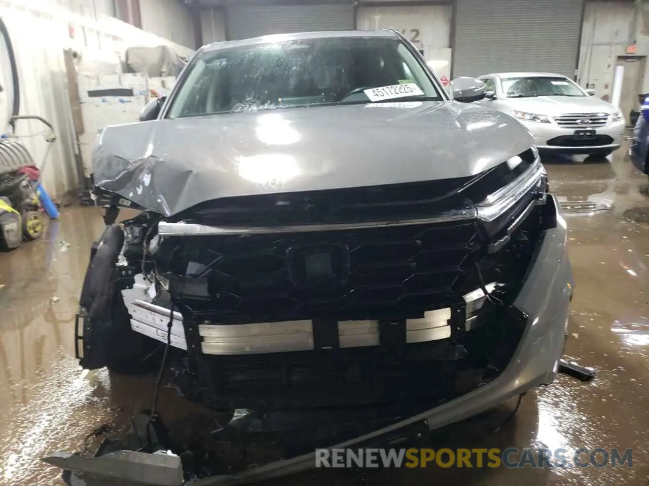 5 Photograph of a damaged car 2HKRS4H76PH437928 HONDA CRV 2023