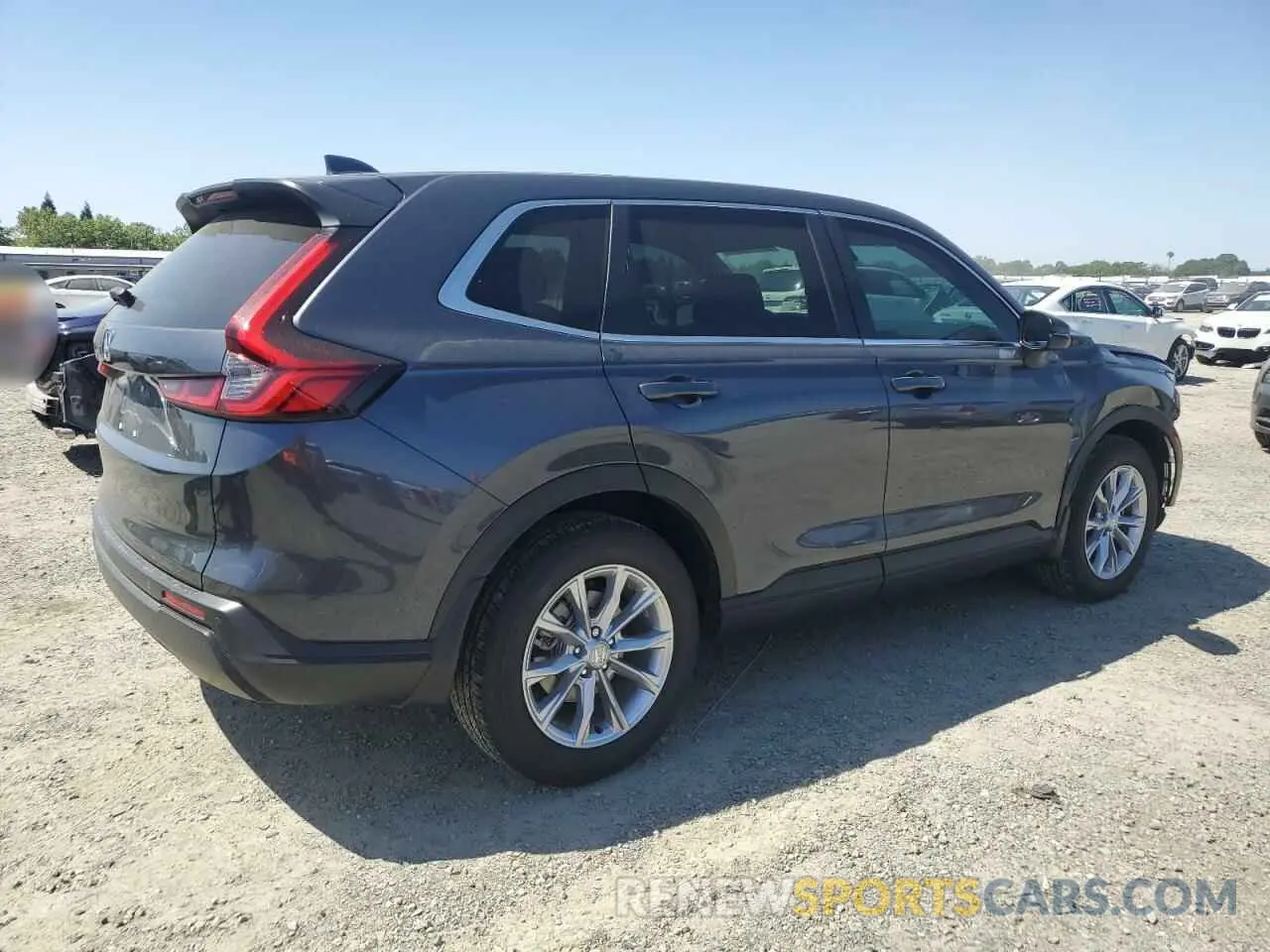 3 Photograph of a damaged car 2HKRS4H77PH434990 HONDA CRV 2023