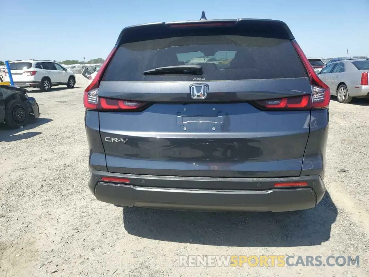 6 Photograph of a damaged car 2HKRS4H77PH434990 HONDA CRV 2023