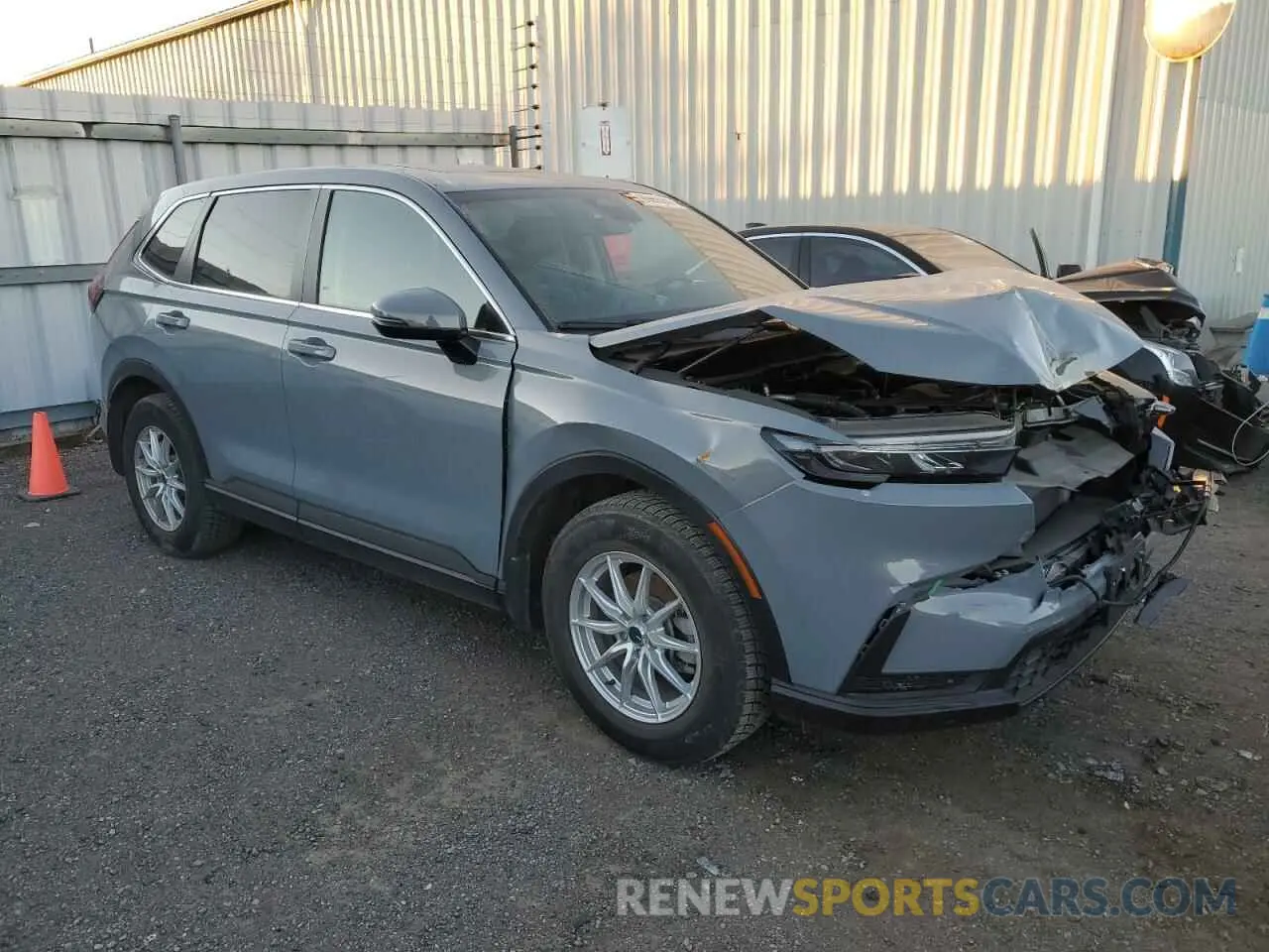 4 Photograph of a damaged car 2HKRS4H79PH124100 HONDA CRV 2023