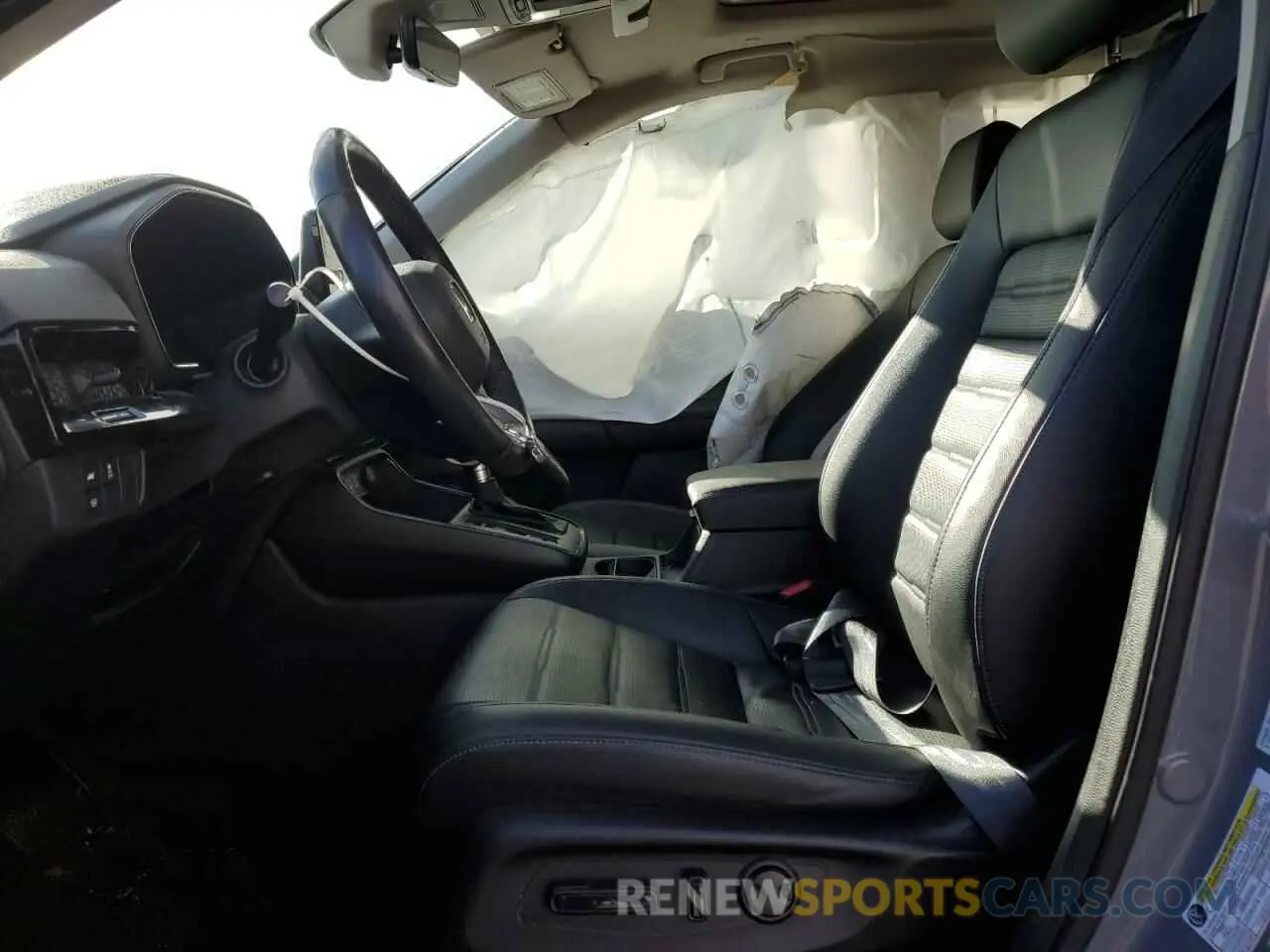 7 Photograph of a damaged car 2HKRS4H7XPH116314 HONDA CRV 2023