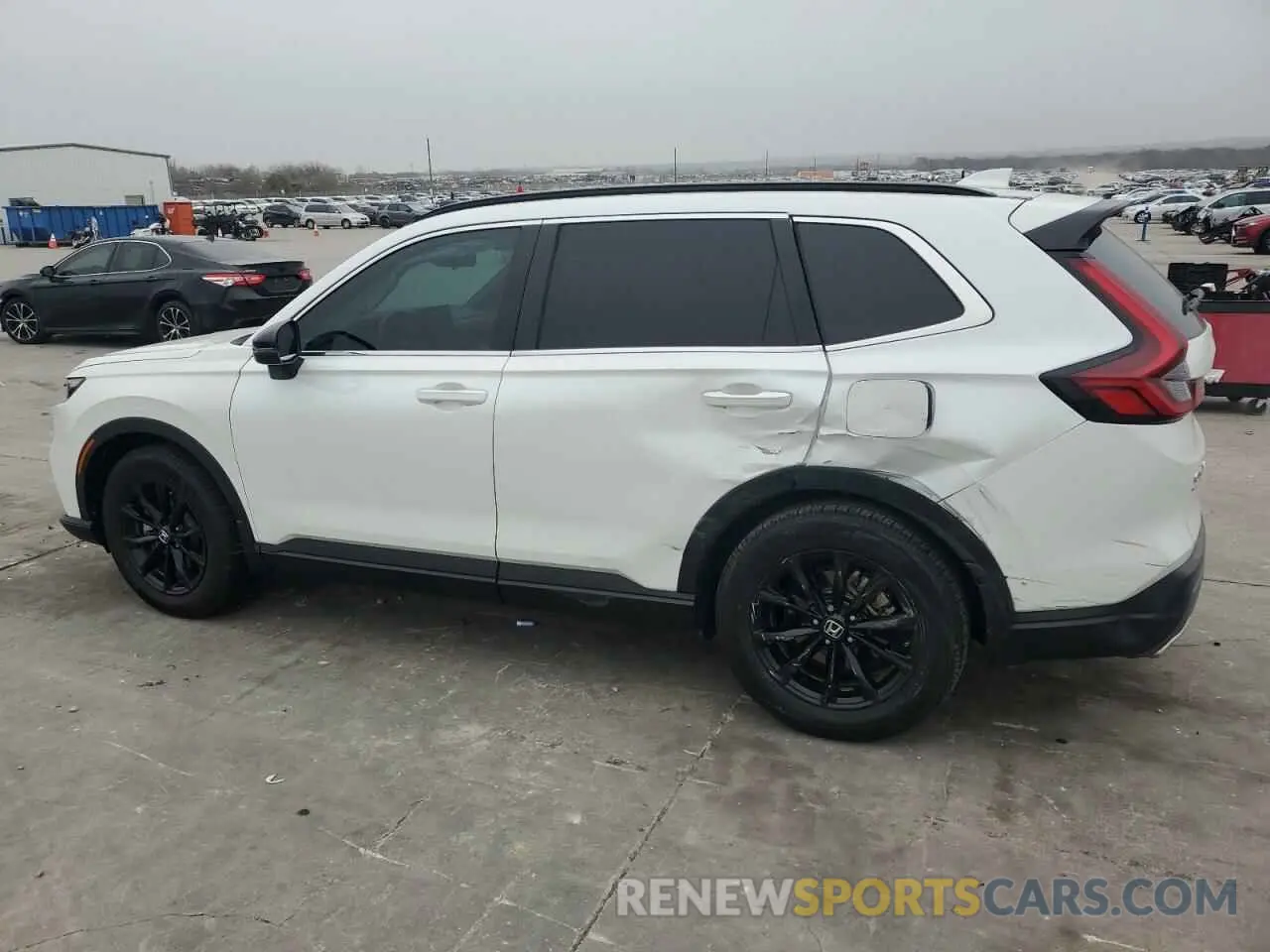 2 Photograph of a damaged car 2HKRS5H56PH701251 HONDA CRV 2023
