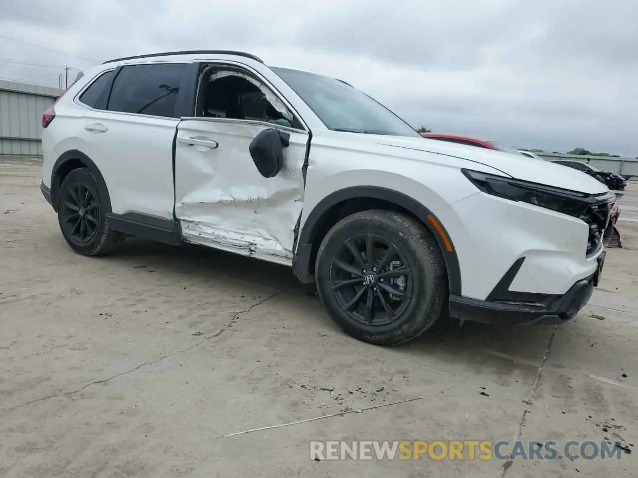 4 Photograph of a damaged car 2HKRS5H56PH709494 HONDA CRV 2023