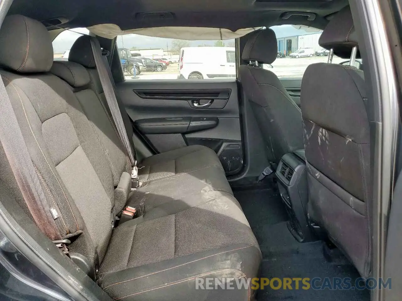 11 Photograph of a damaged car 2HKRS5H57PH706037 HONDA CRV 2023