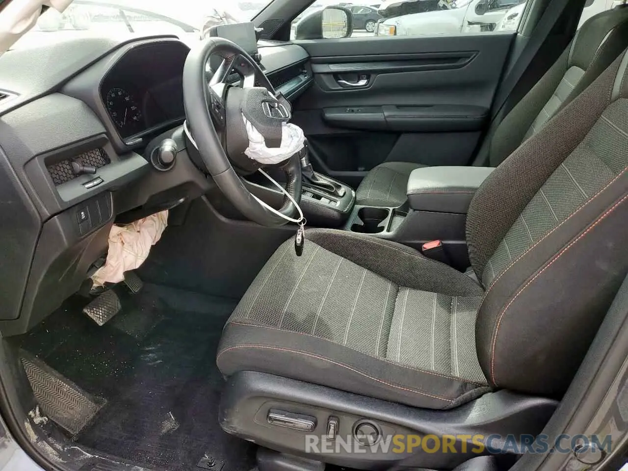 7 Photograph of a damaged car 2HKRS5H57PH706037 HONDA CRV 2023
