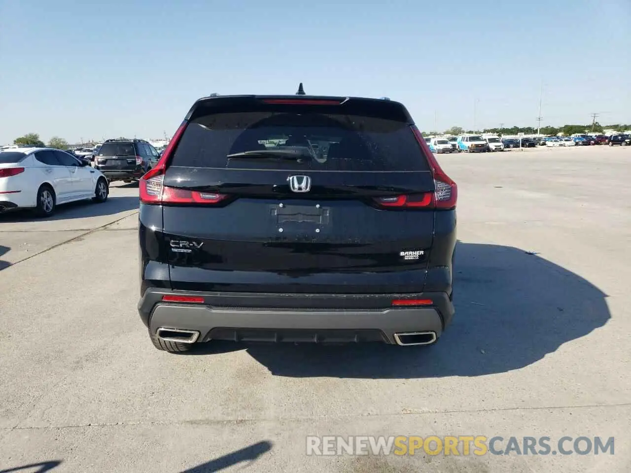 6 Photograph of a damaged car 2HKRS5H58PH708184 HONDA CRV 2023