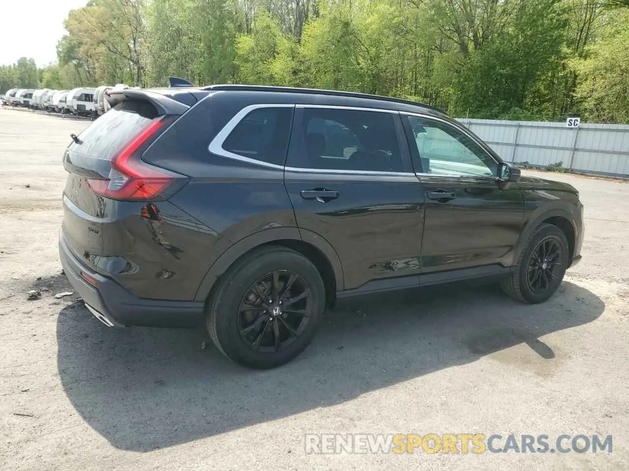 3 Photograph of a damaged car 2HKRS6H56PH812484 HONDA CRV 2023