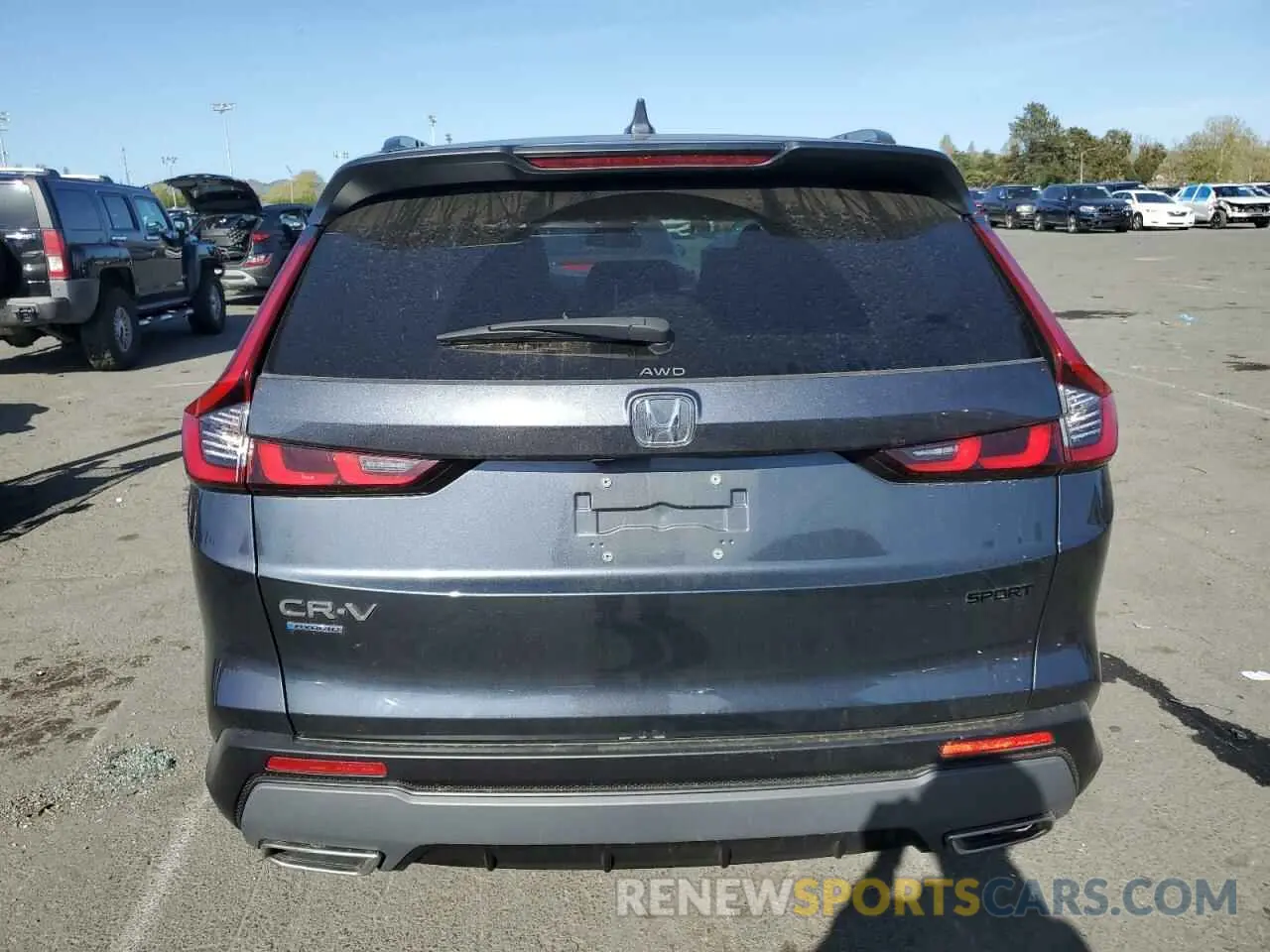 6 Photograph of a damaged car 2HKRS6H59PH811572 HONDA CRV 2023