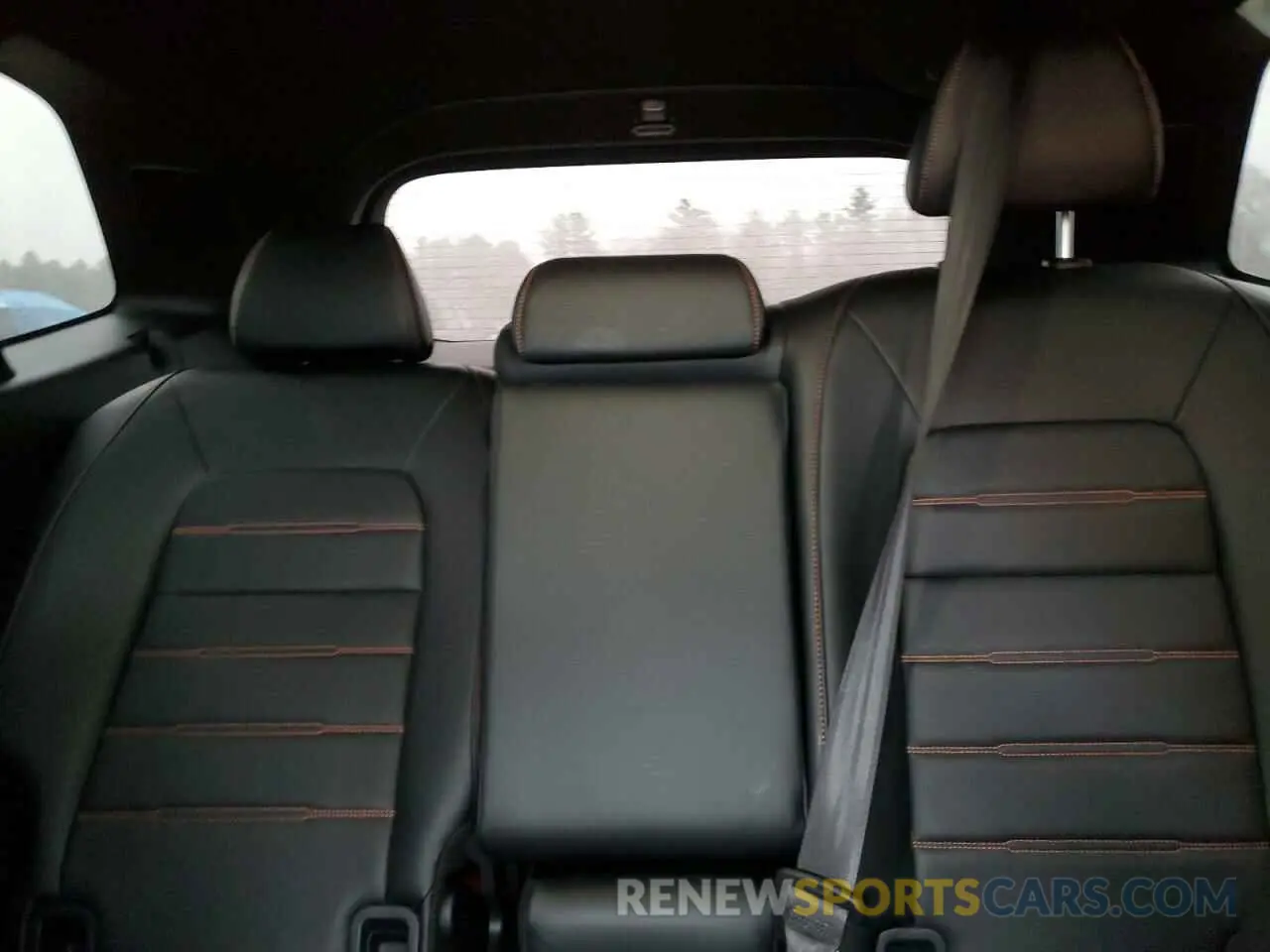 10 Photograph of a damaged car 2HKRS6H93PH816303 HONDA CRV 2023