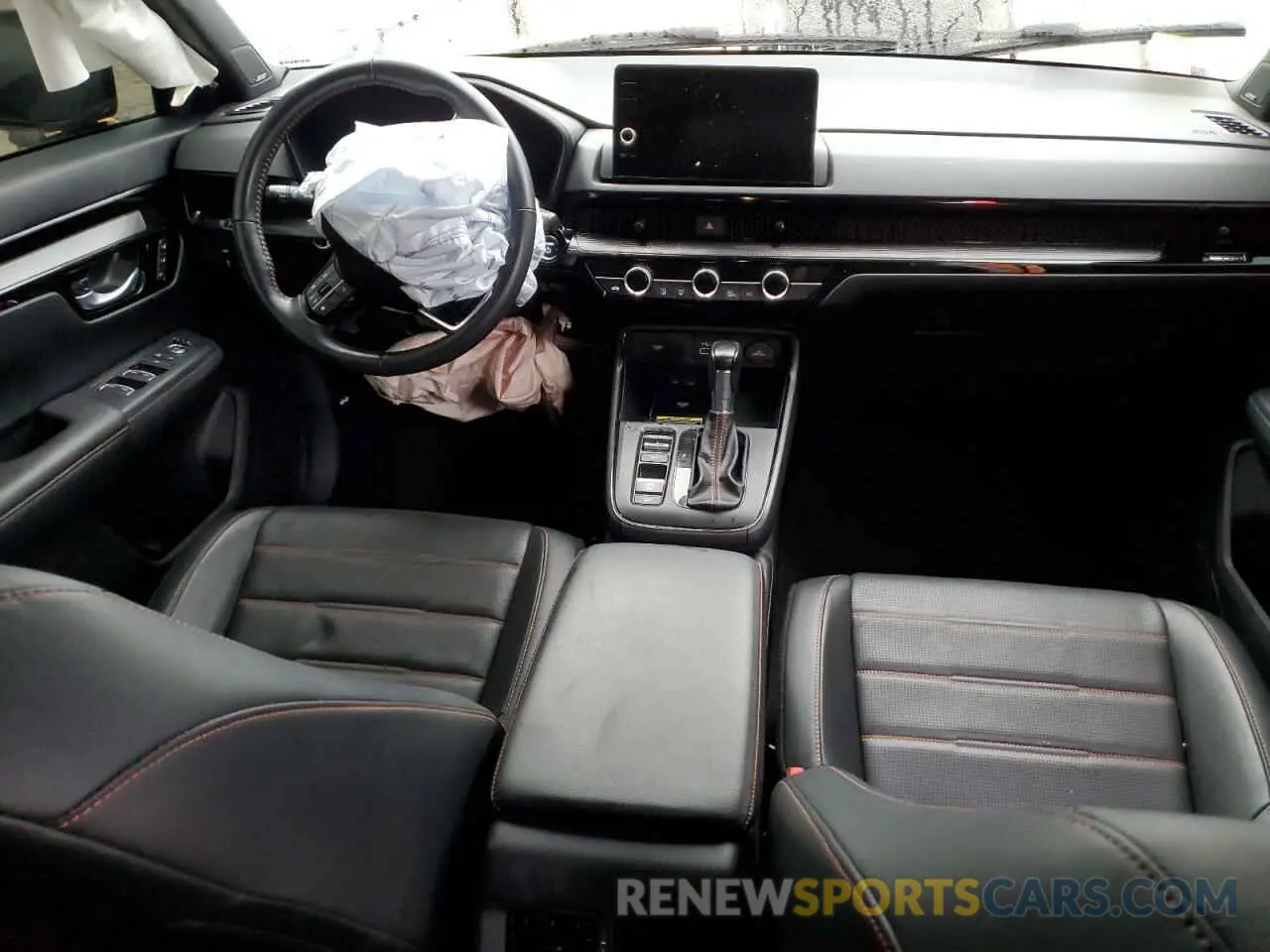 8 Photograph of a damaged car 2HKRS6H93PH816303 HONDA CRV 2023
