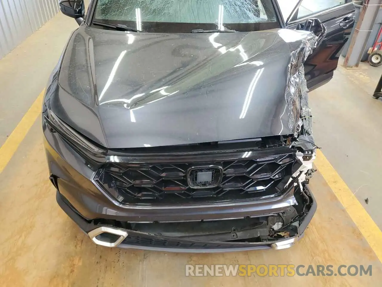 12 Photograph of a damaged car 2HKRS6H94PH817167 HONDA CRV 2023