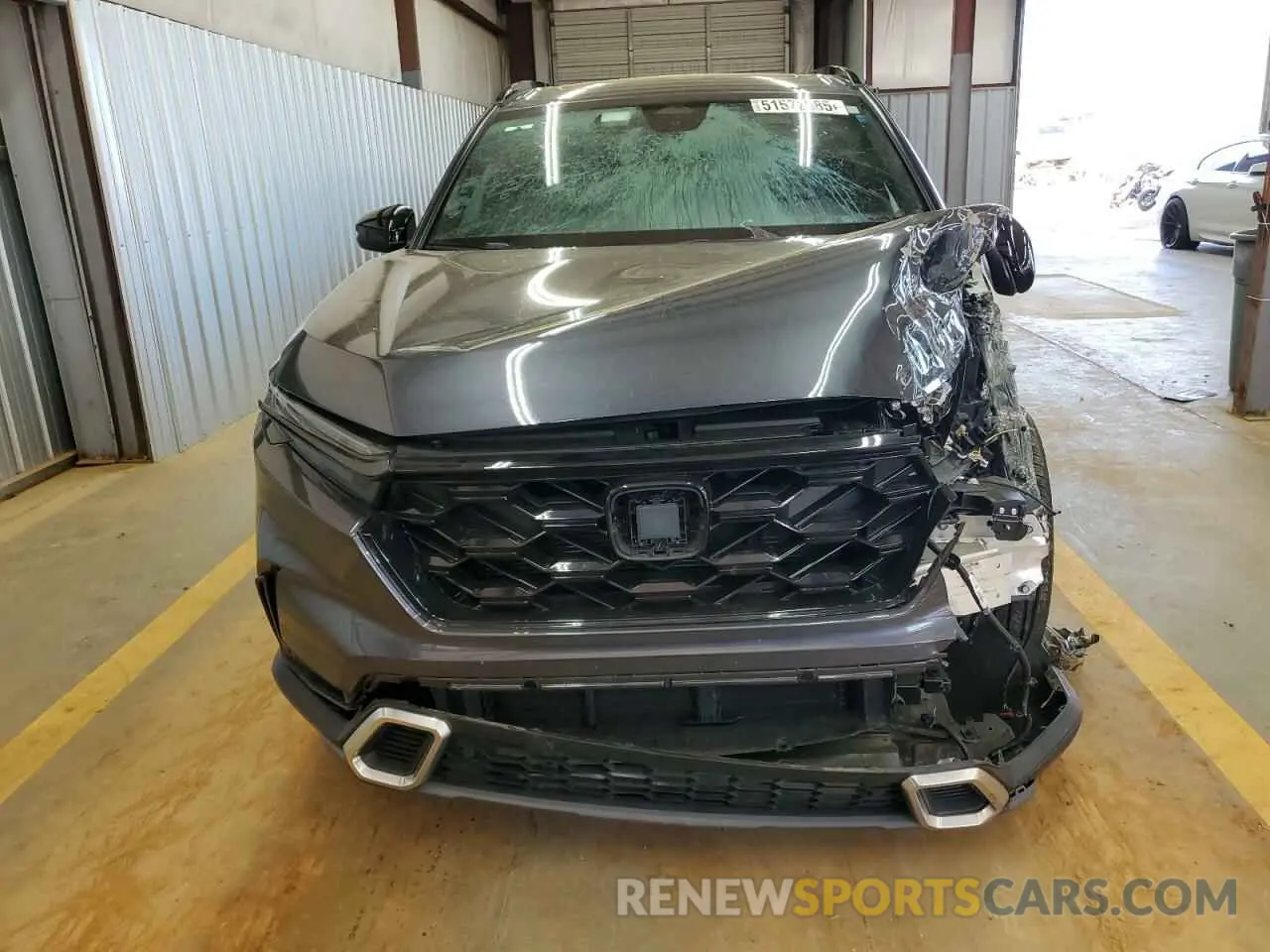 5 Photograph of a damaged car 2HKRS6H94PH817167 HONDA CRV 2023