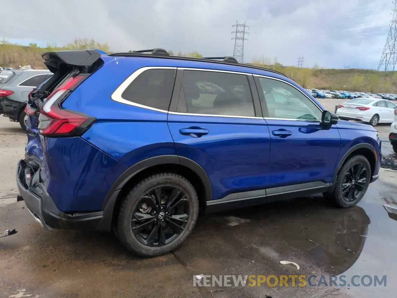 3 Photograph of a damaged car 2HKRS6H96PH800855 HONDA CRV 2023