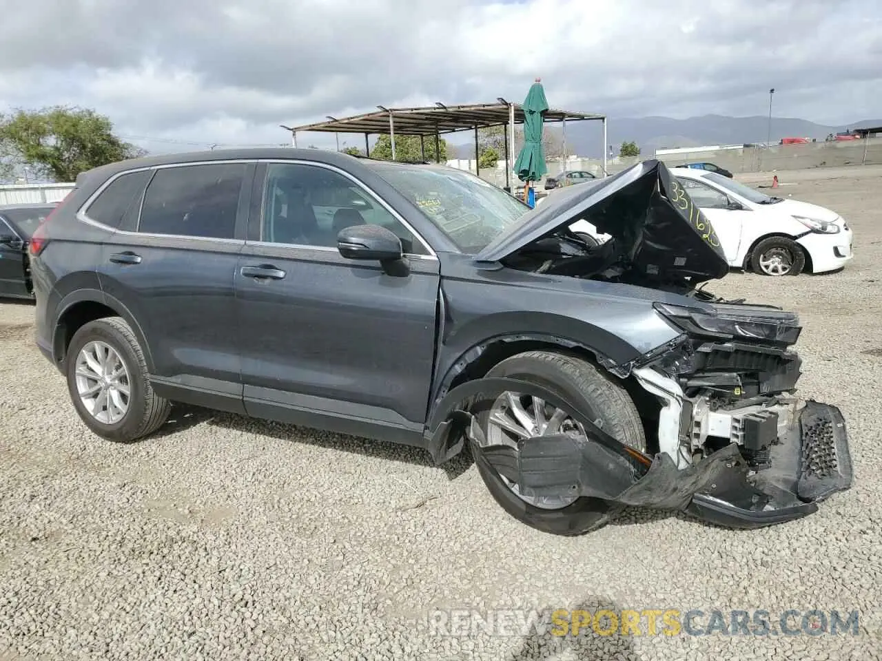 4 Photograph of a damaged car 5J6RS3H4XPL000083 HONDA CRV 2023
