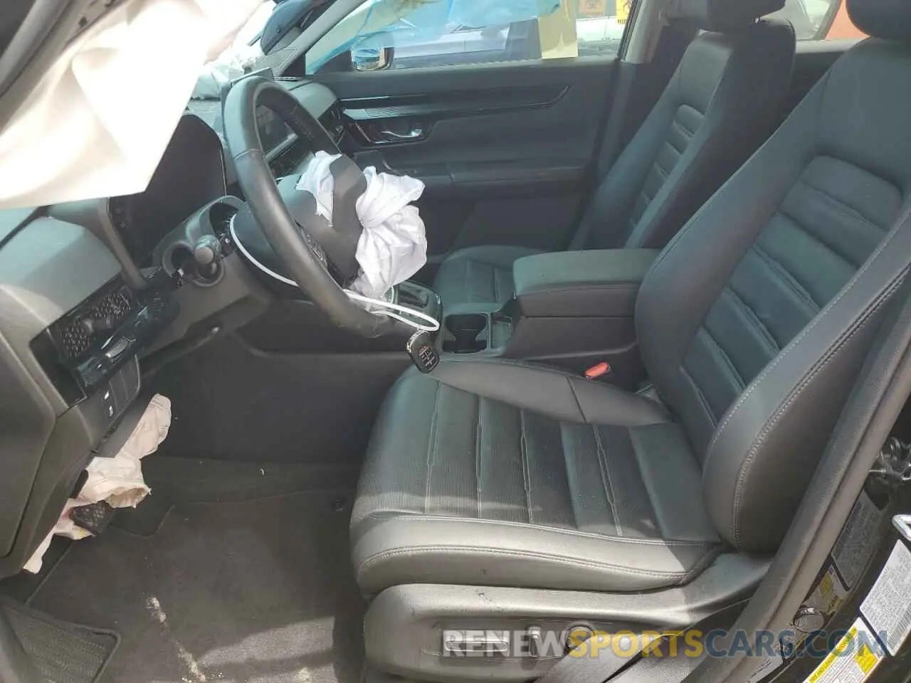 7 Photograph of a damaged car 5J6RS3H72PL003358 HONDA CRV 2023