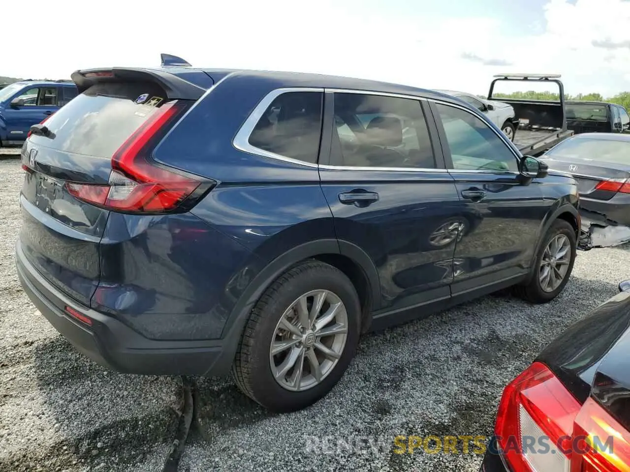 3 Photograph of a damaged car 5J6RS3H75PL008019 HONDA CRV 2023