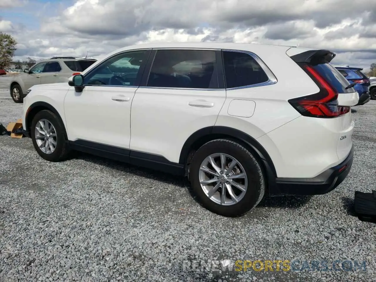 2 Photograph of a damaged car 5J6RS3H79PL001428 HONDA CRV 2023