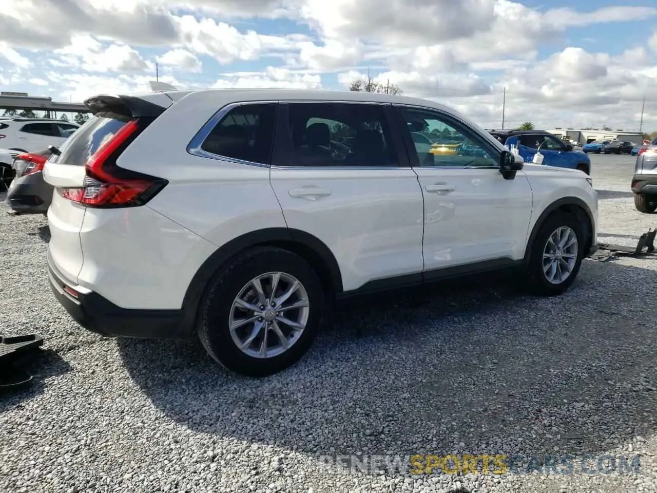 3 Photograph of a damaged car 5J6RS3H79PL001428 HONDA CRV 2023