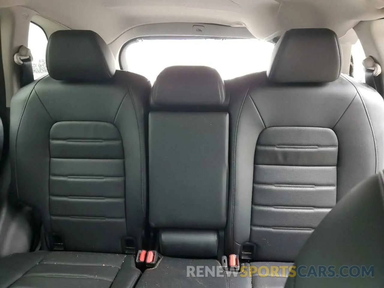 10 Photograph of a damaged car 5J6RS4H76PL009394 HONDA CRV 2023