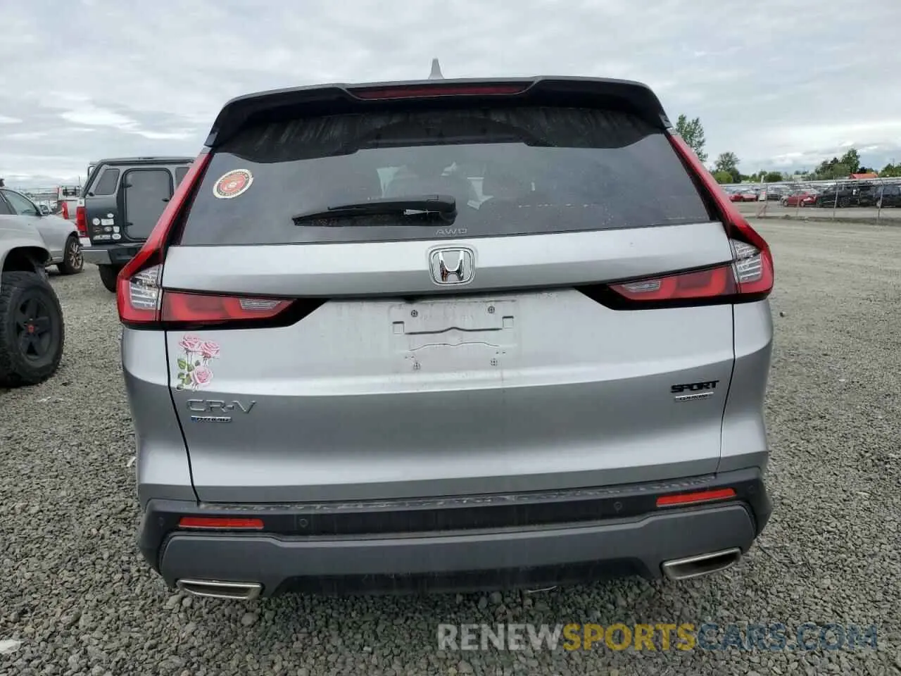 6 Photograph of a damaged car 5J6RS6H91PL008540 HONDA CRV 2023