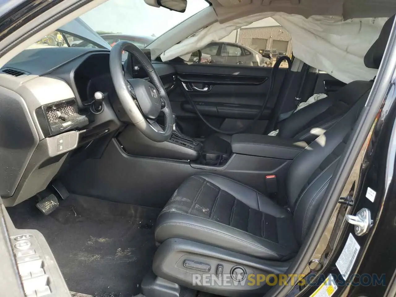 7 Photograph of a damaged car 7FARS3H70PE013481 HONDA CRV 2023