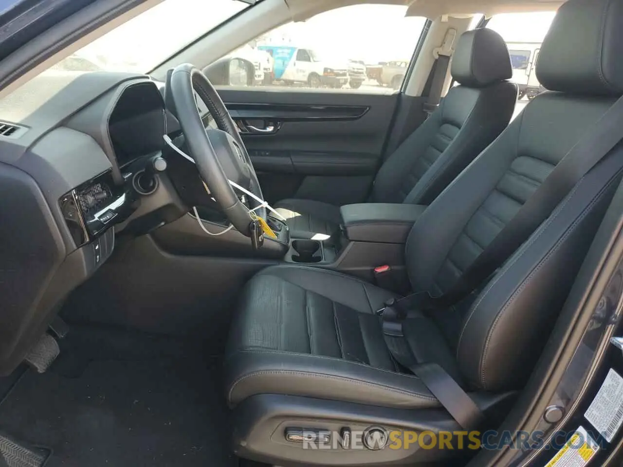 7 Photograph of a damaged car 7FARS3H75PE010656 HONDA CRV 2023