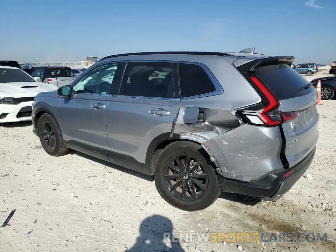 2 Photograph of a damaged car 7FARS5H53PE007880 HONDA CRV 2023