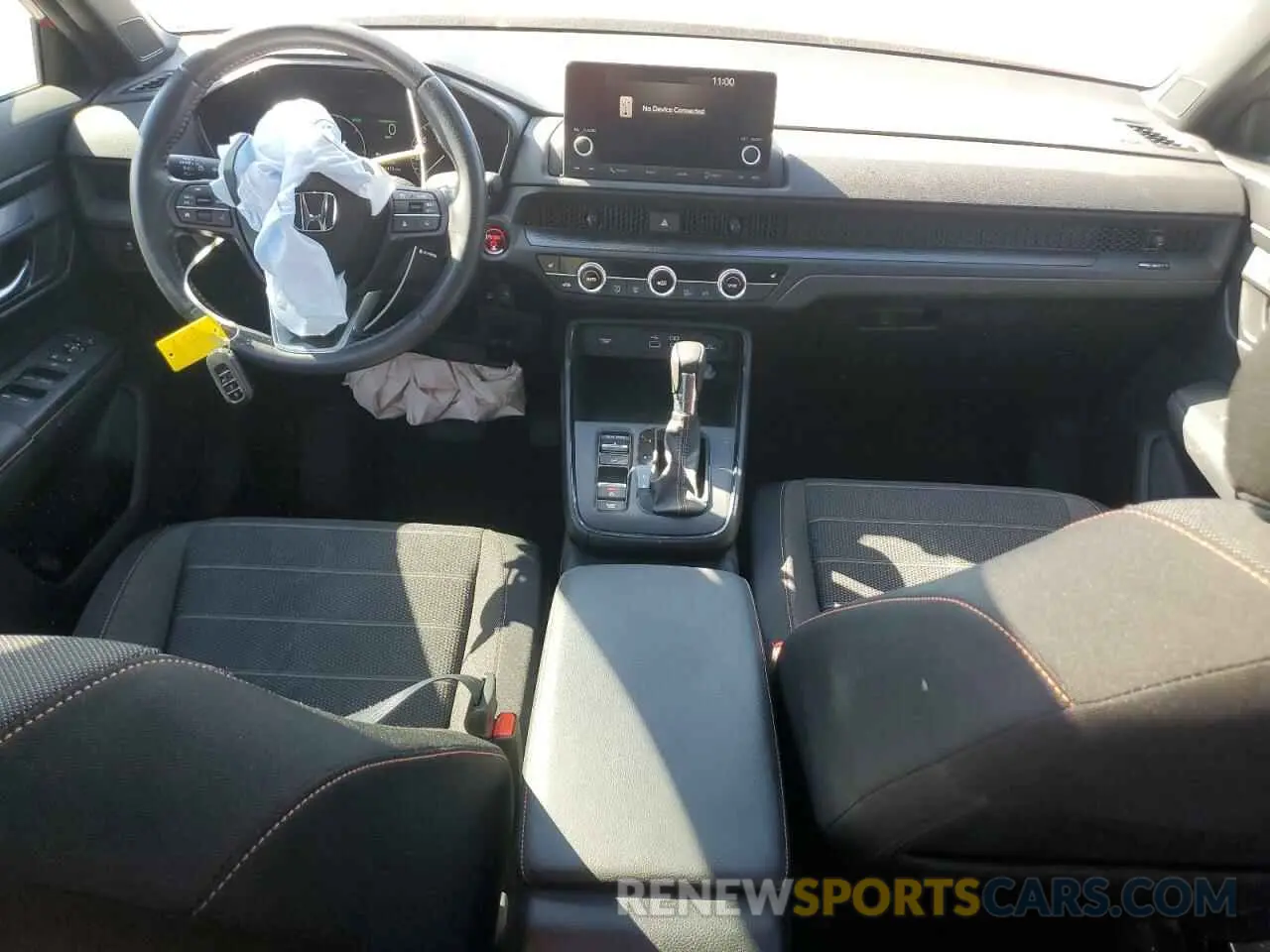 8 Photograph of a damaged car 7FARS5H58PE011536 HONDA CRV 2023