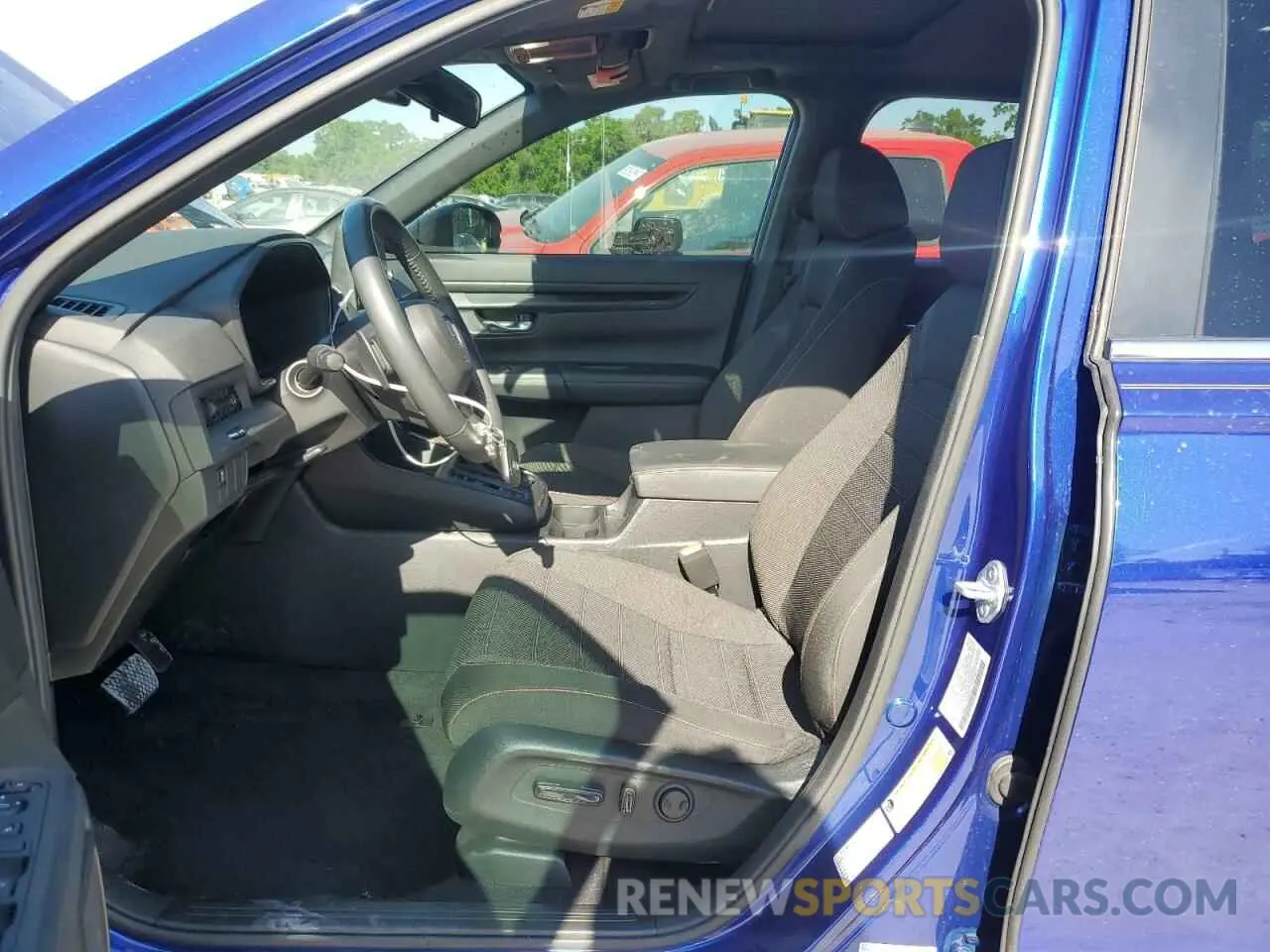 7 Photograph of a damaged car 7FARS5H5XPE005124 HONDA CRV 2023