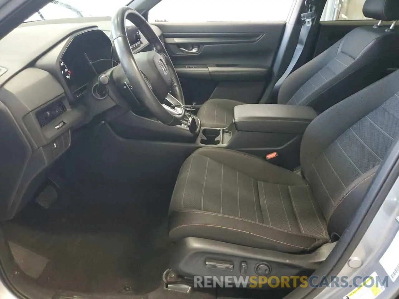 7 Photograph of a damaged car 7FARS6H50PE032533 HONDA CRV 2023