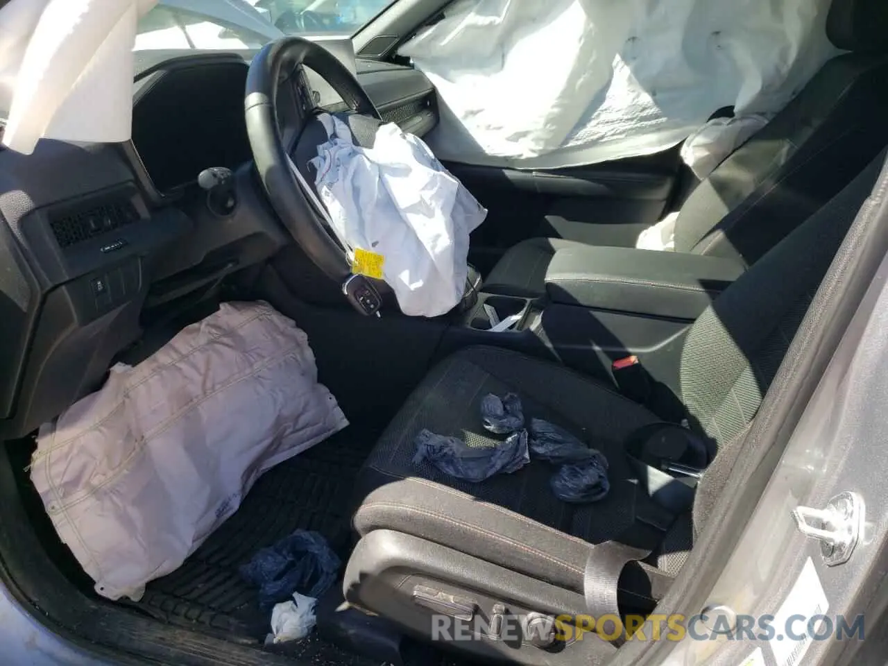 7 Photograph of a damaged car 7FARS6H53PE030582 HONDA CRV 2023