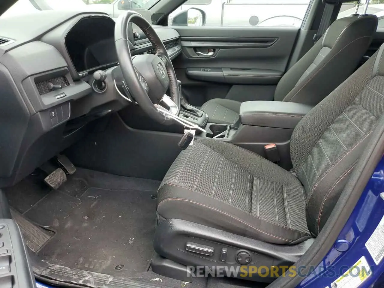 7 Photograph of a damaged car 7FARS6H53PE041310 HONDA CRV 2023