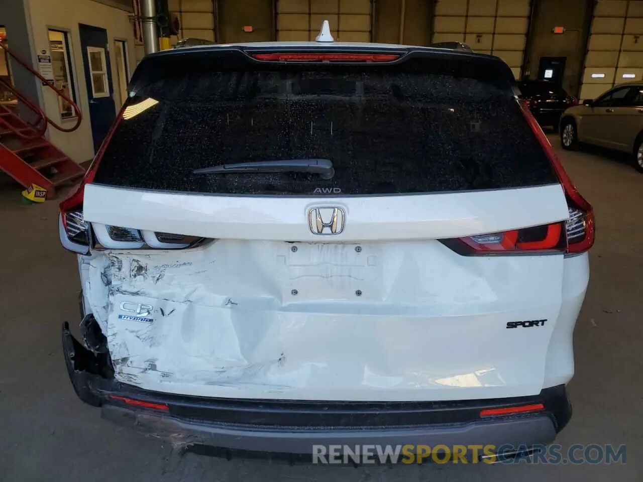 6 Photograph of a damaged car 7FARS6H54PE020191 HONDA CRV 2023