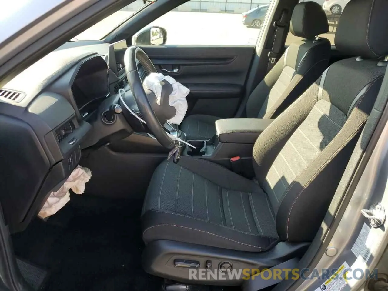 7 Photograph of a damaged car 7FARS6H54PE029506 HONDA CRV 2023