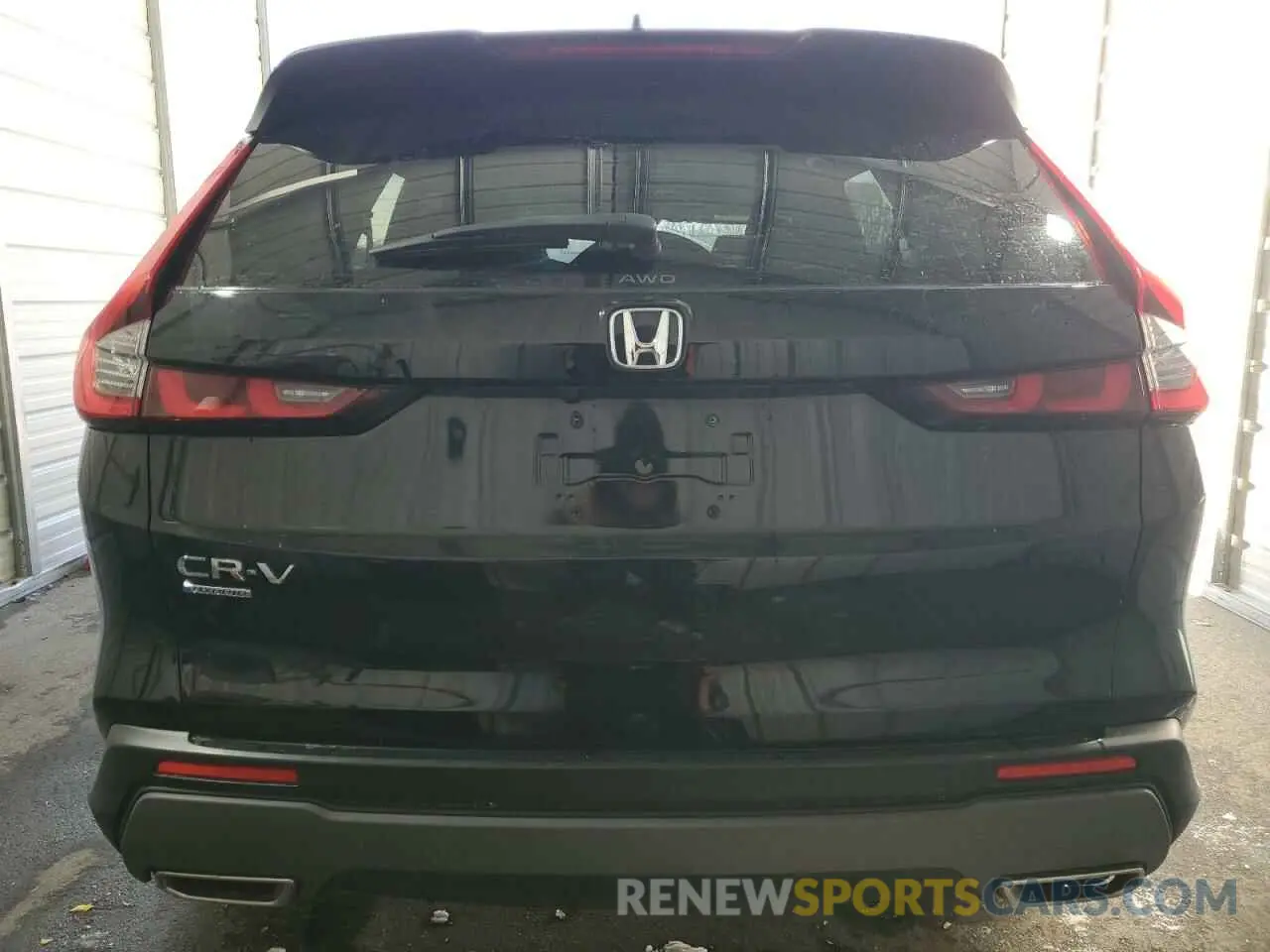 6 Photograph of a damaged car 7FARS6H56PE032732 HONDA CRV 2023
