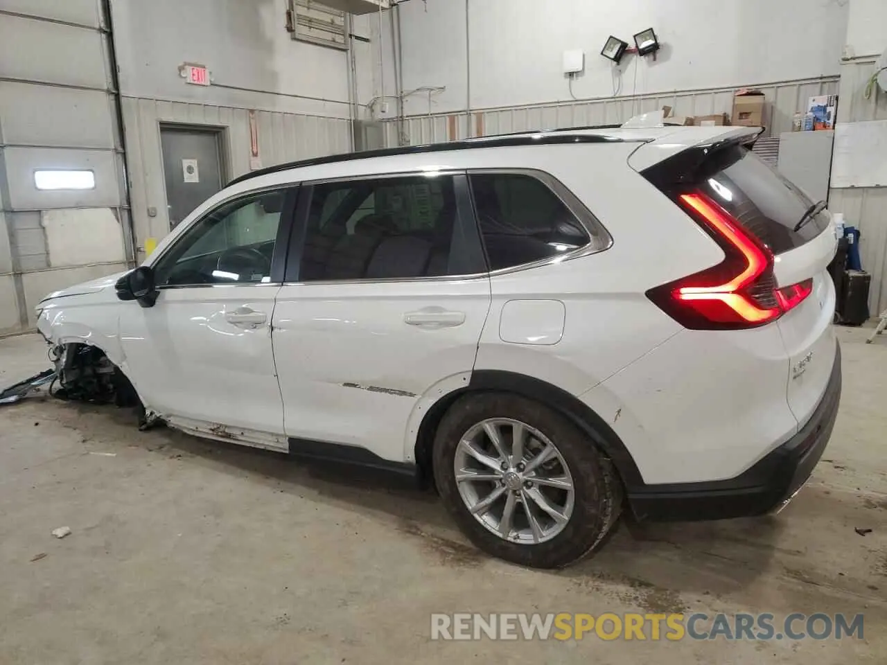 2 Photograph of a damaged car 7FARS6H91PE014772 HONDA CRV 2023