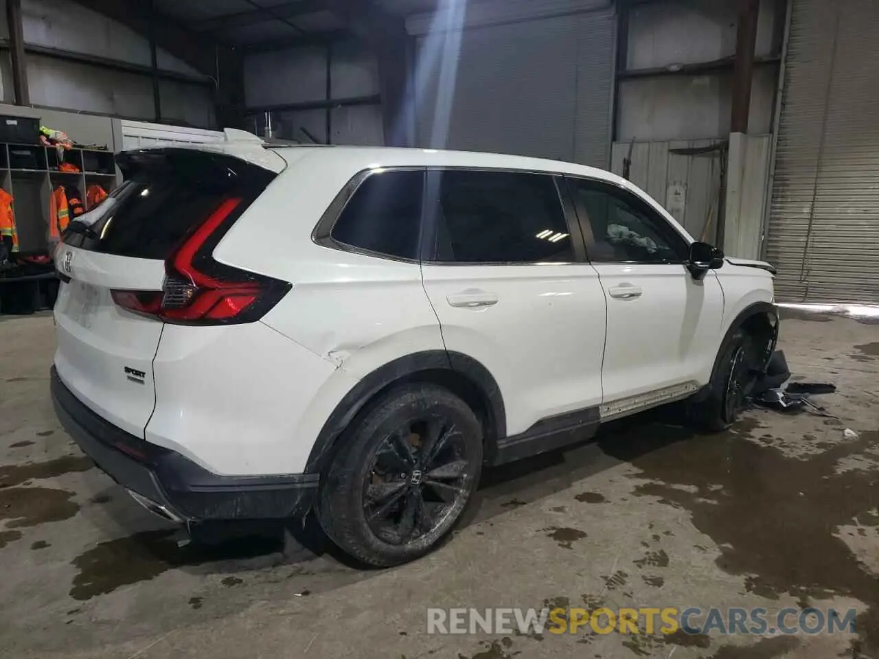 3 Photograph of a damaged car 7FARS6H91PE024783 HONDA CRV 2023